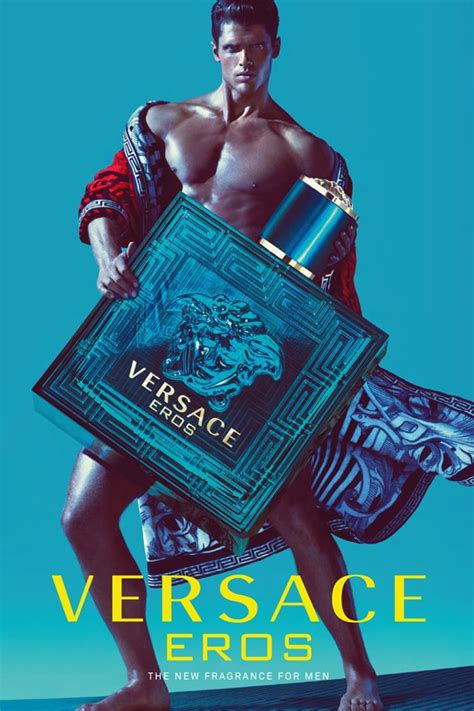 pubblicità versace profumo|Versace svela la campagna della fragranza Eros .